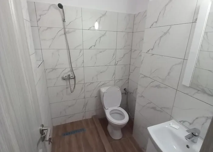 Pensión Marisol 2 *